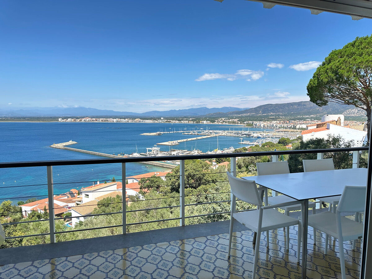 Maison 8 pers. piscine privée à Roses, 1,5 km plage - Photo 1
