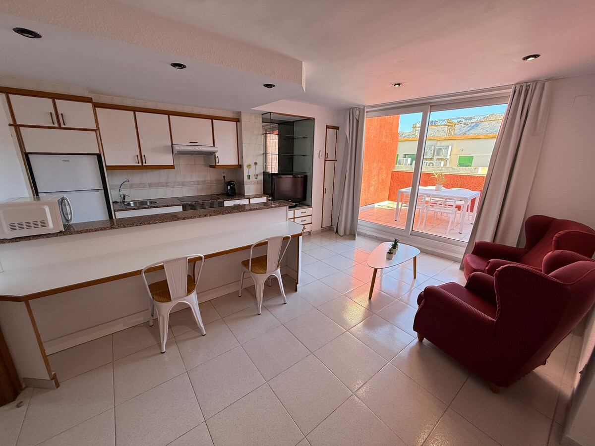 Appartement 2 pers. à 30 m de la plage, centre Roses - Photo 1