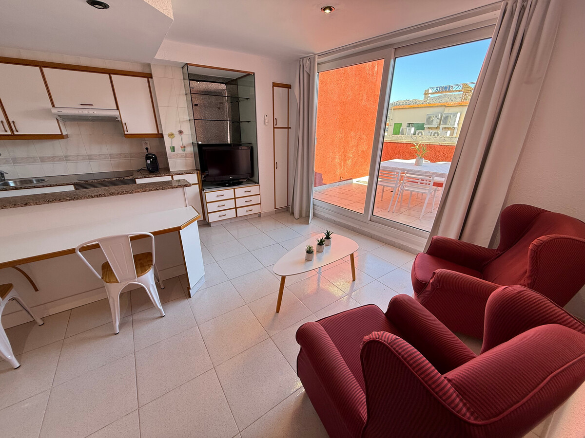 Appartement 2 pers. à 30 m de la plage, centre Roses - Photo 6