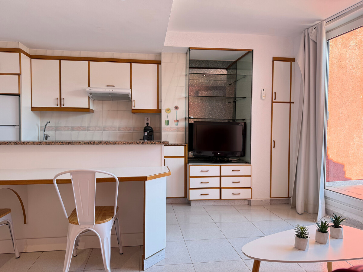 Appartement 2 pers. à 30 m de la plage, centre Roses - Photo 7