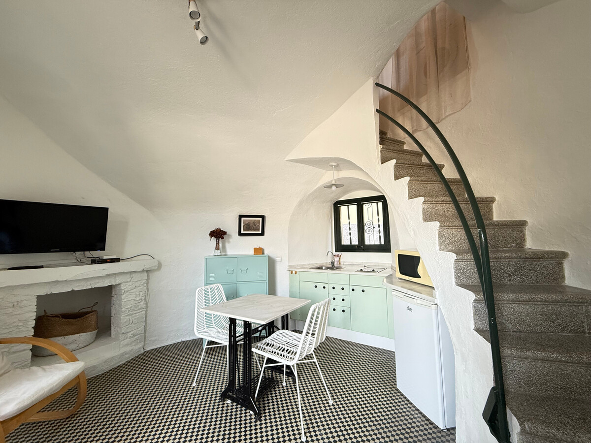 Appartement en tour médiévale, 2 min de plage à Roses - Photo 4