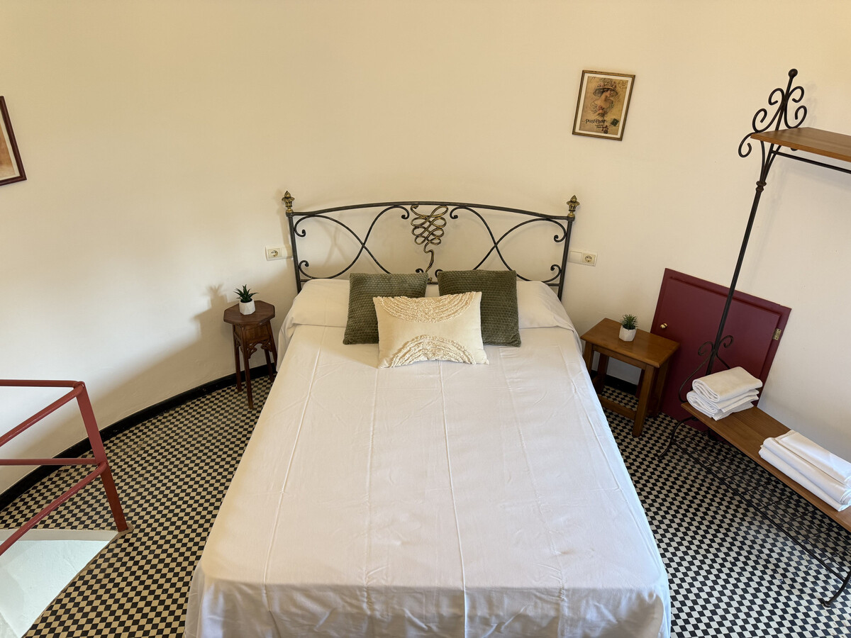 Appartement en tour médiévale, 2 min de plage à Roses - Photo 12