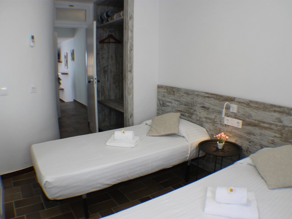 Appartement 4 pers. à 20m de la plage de Roses - Photo 11
