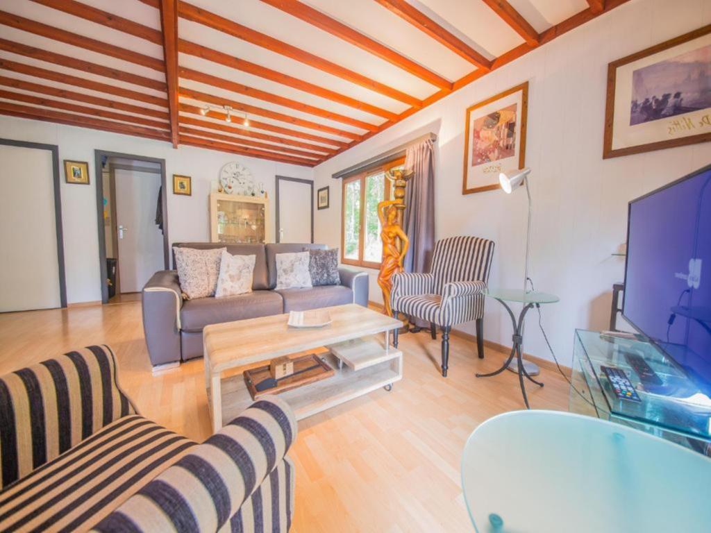 Chalet ChaLaise en bois à Rendeux, forêt et jardin privé - Photo 3