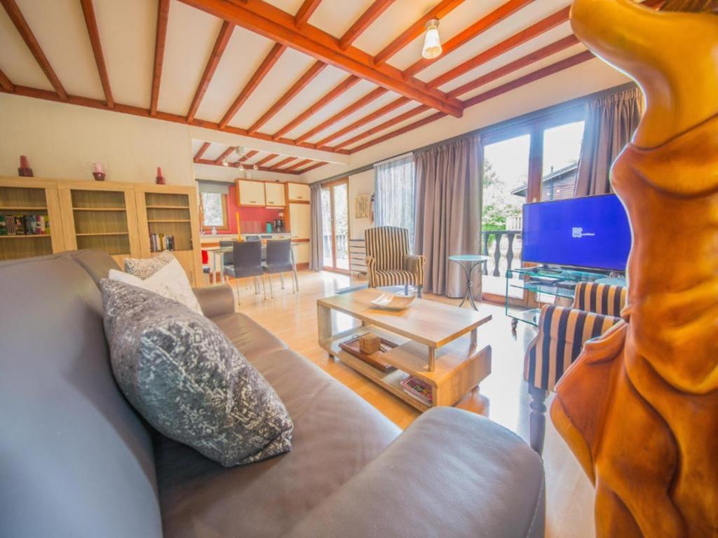 Chalet ChaLaise en bois à Rendeux, forêt et jardin privé - Photo 4