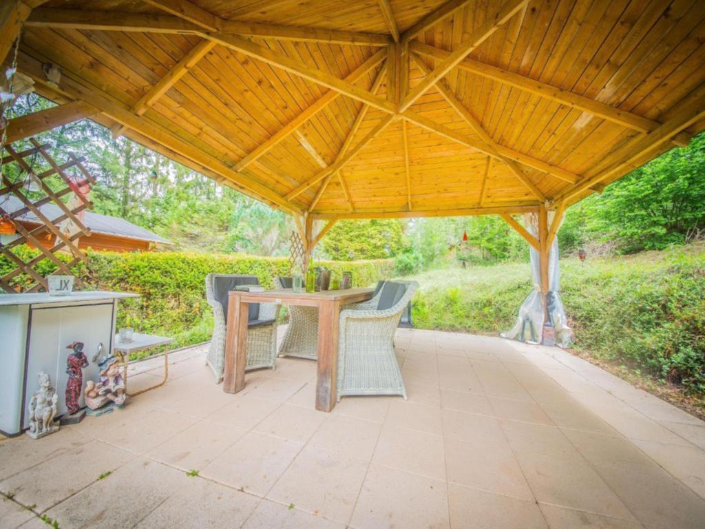 Chalet ChaLaise en bois à Rendeux, forêt et jardin privé - Photo 14
