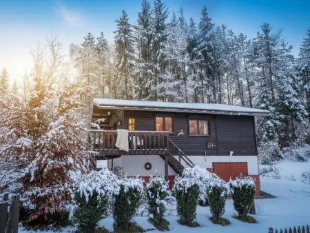 Location chalet à Rendeux, Chalet plein de charme et de simplicité