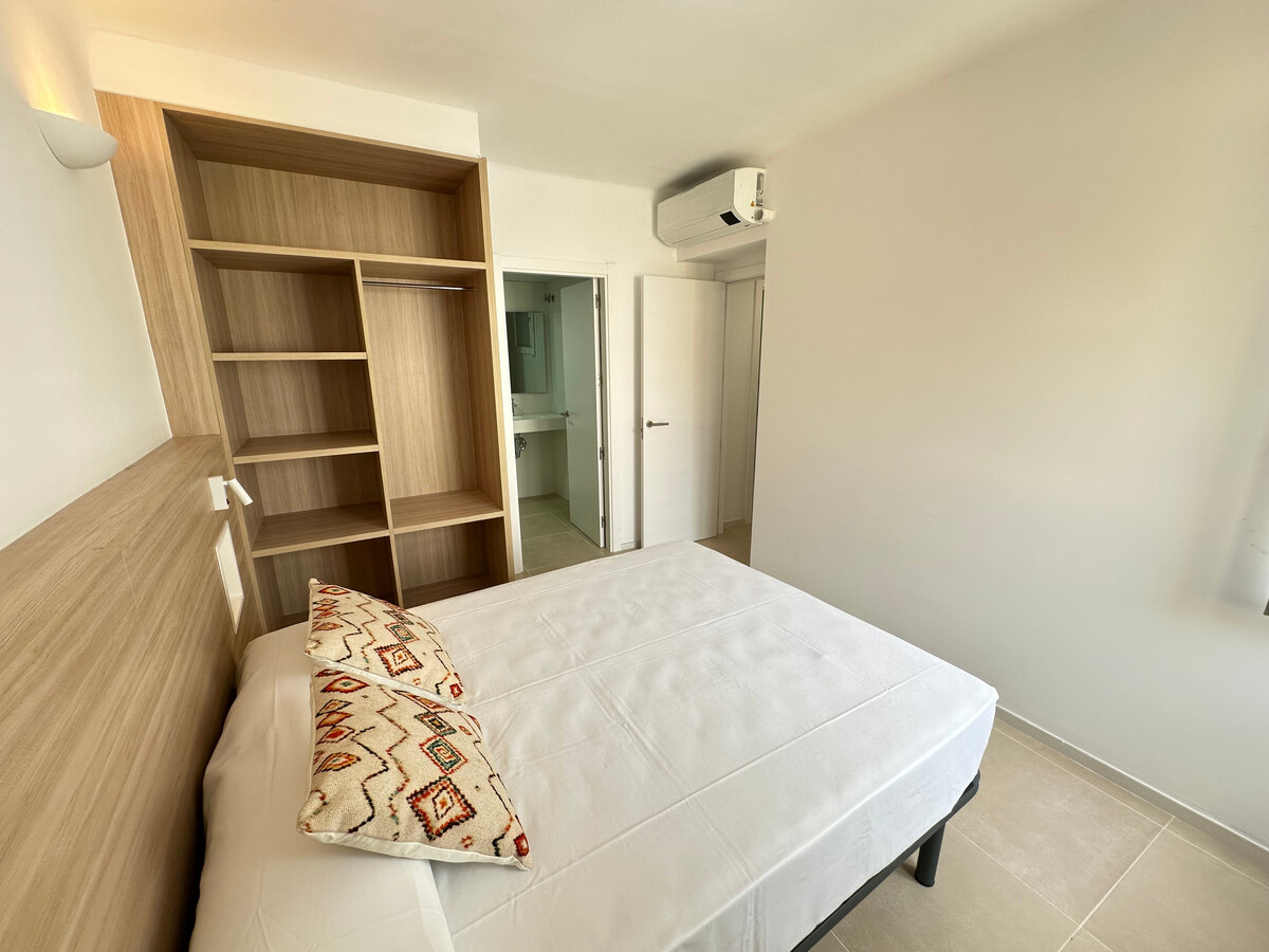Appartement 6 pers rénové à Roses, plage à 160m - Photo 13