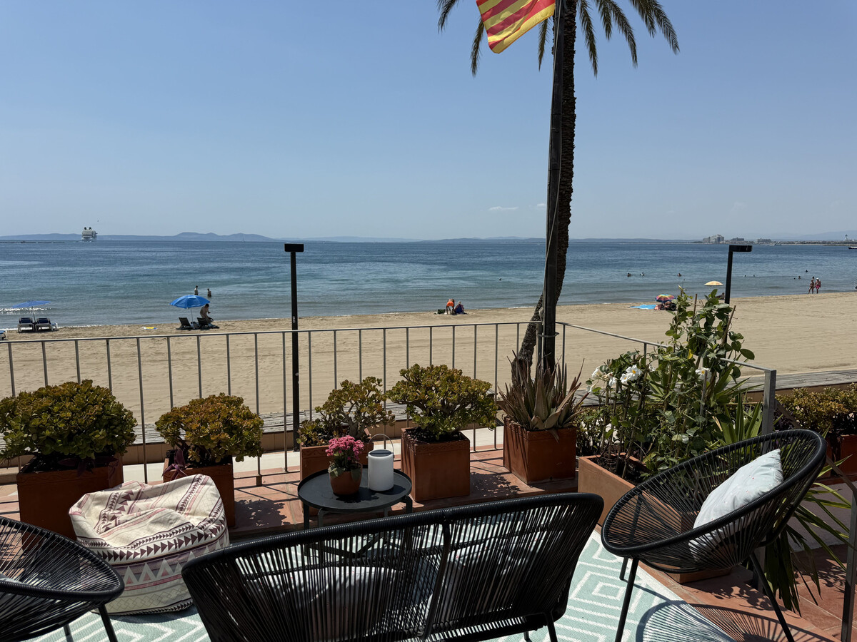 Maison bord de mer à Roses, face à Playa Nova - Photo 3