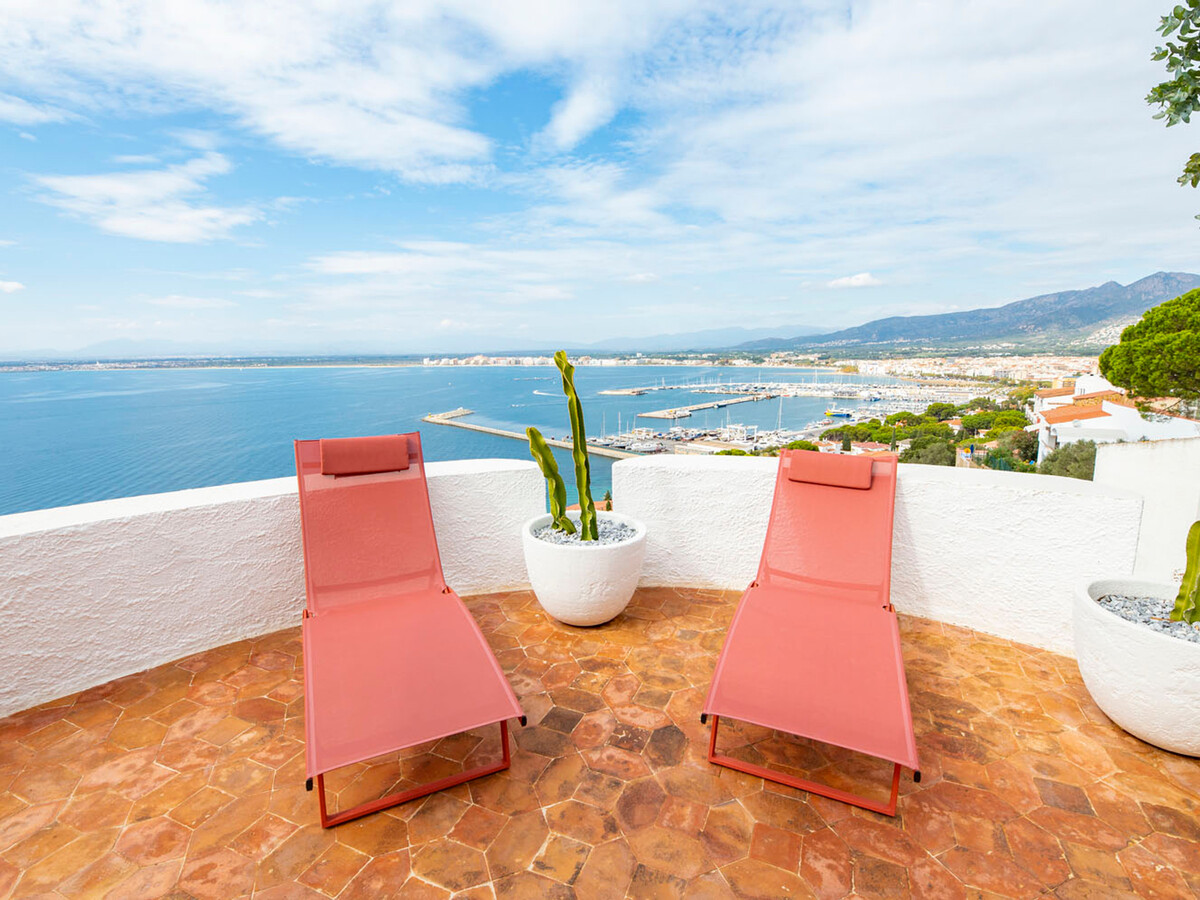 Studio moderne Roses, vue baie et piscine commune - Photo 3