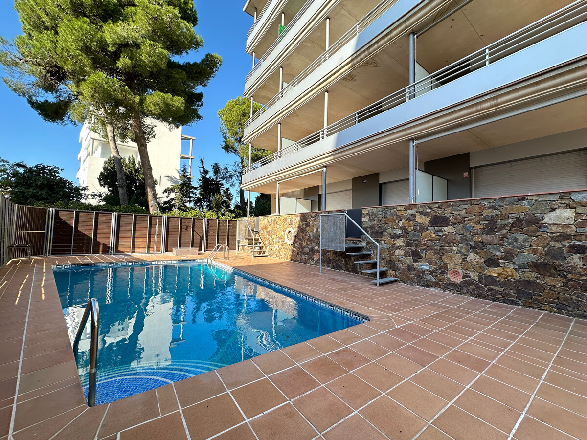 Appartement neuf 3 chambres avec piscine à 2 min de plage - Photo 3