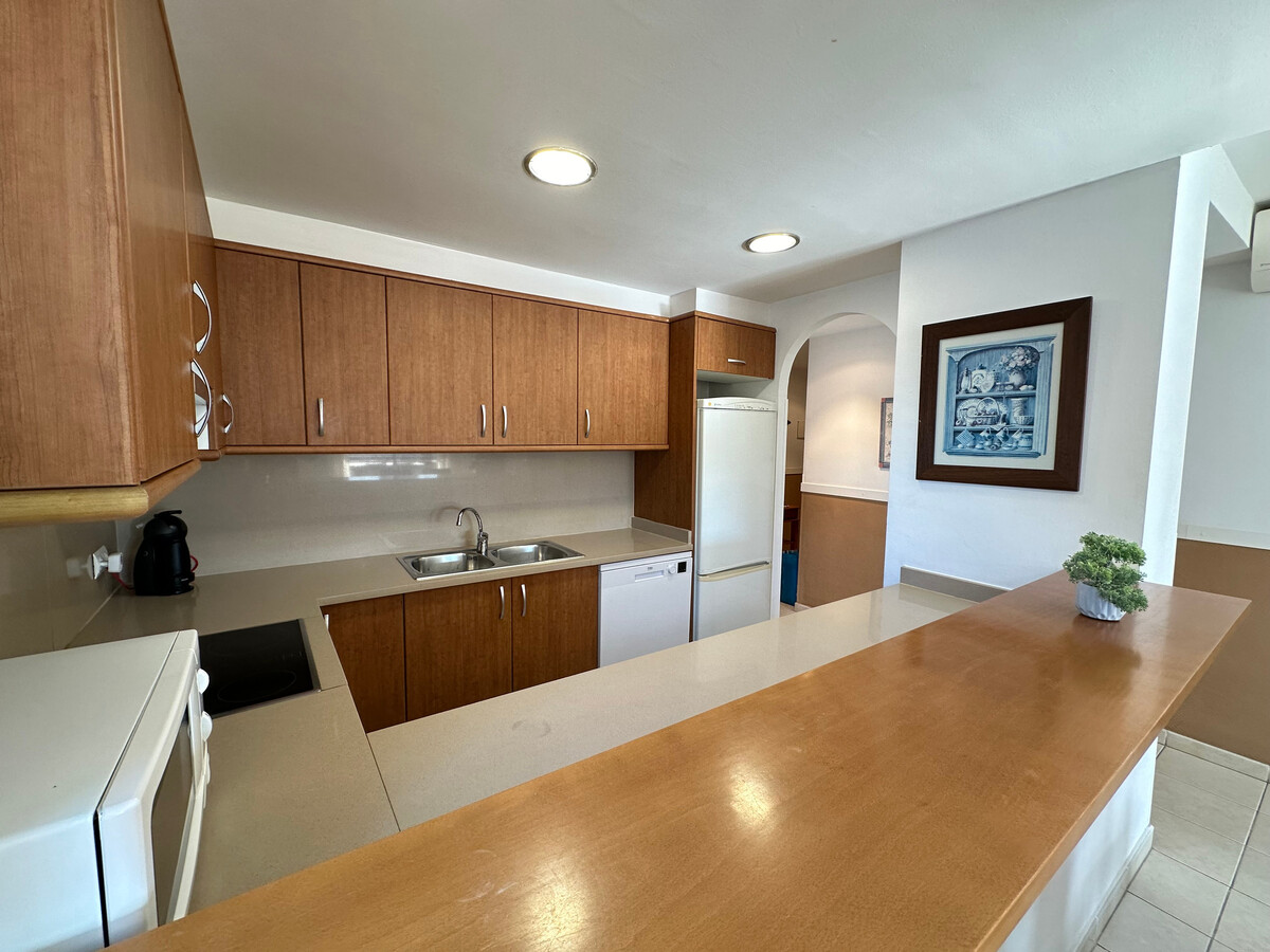 Appartement neuf 3 chambres avec piscine à 2 min de plage - Photo 10