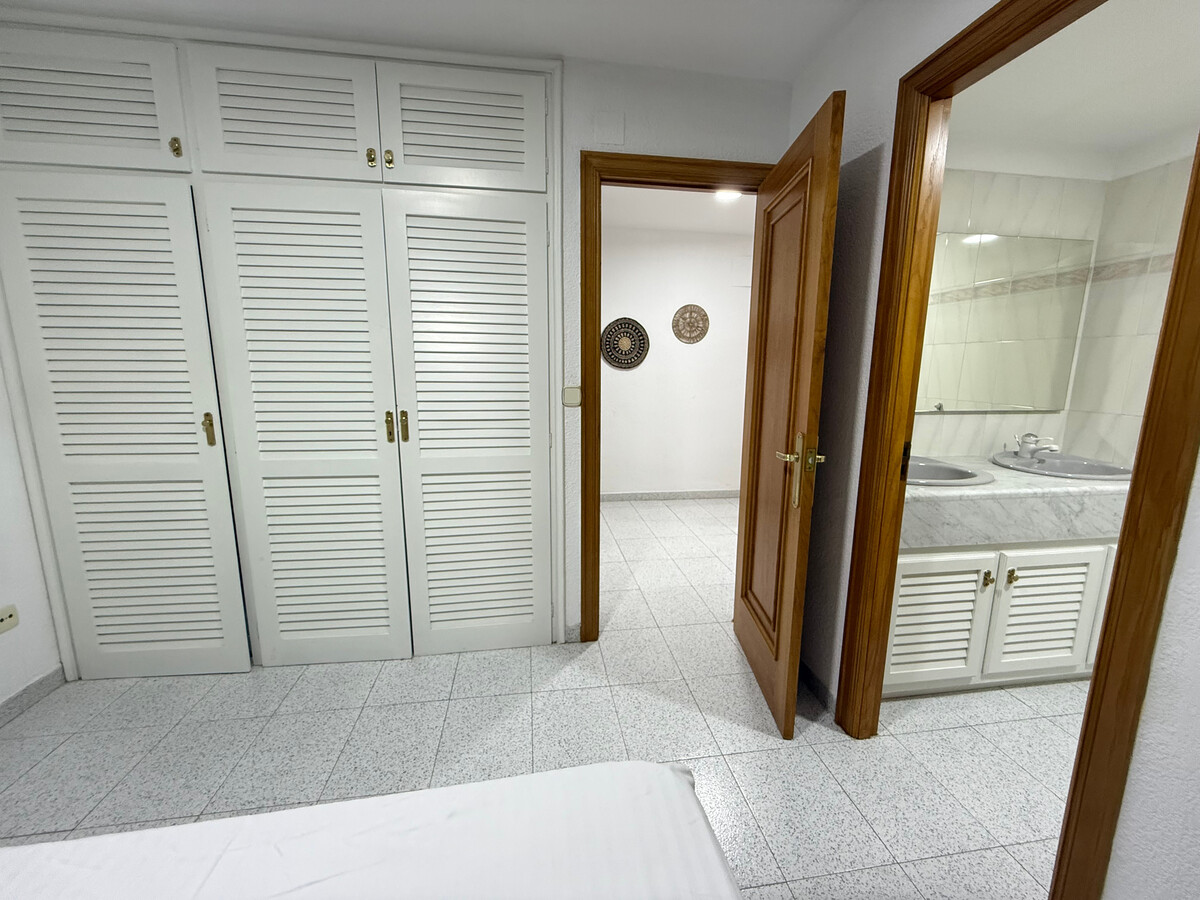 Appartement 8 pers. centre Roses, à 50m de la plage - Photo 13