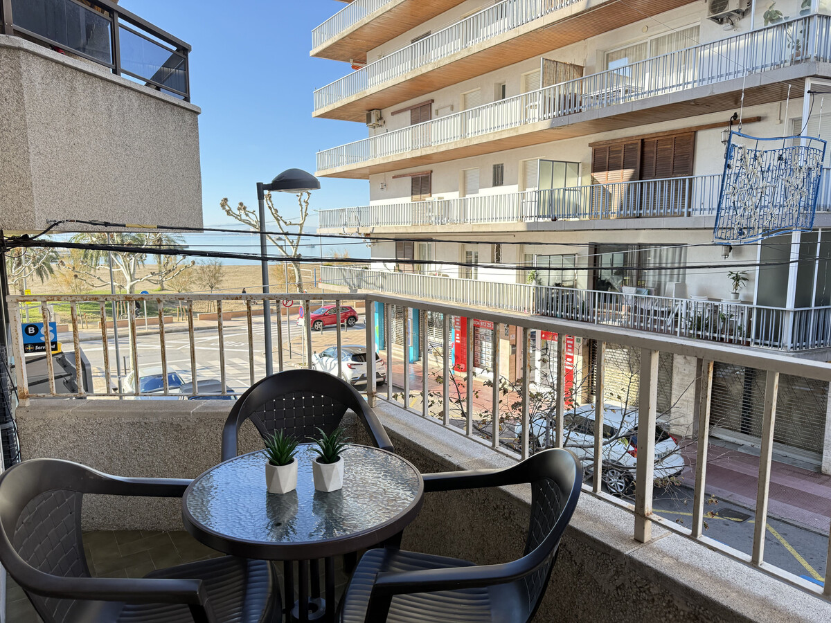 Appartement 6 pers, centre Roses à 100m de la plage - Photo 1