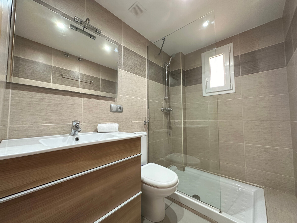 Appartement 8 pers. à 150m de la plage à Roses - Photo 17
