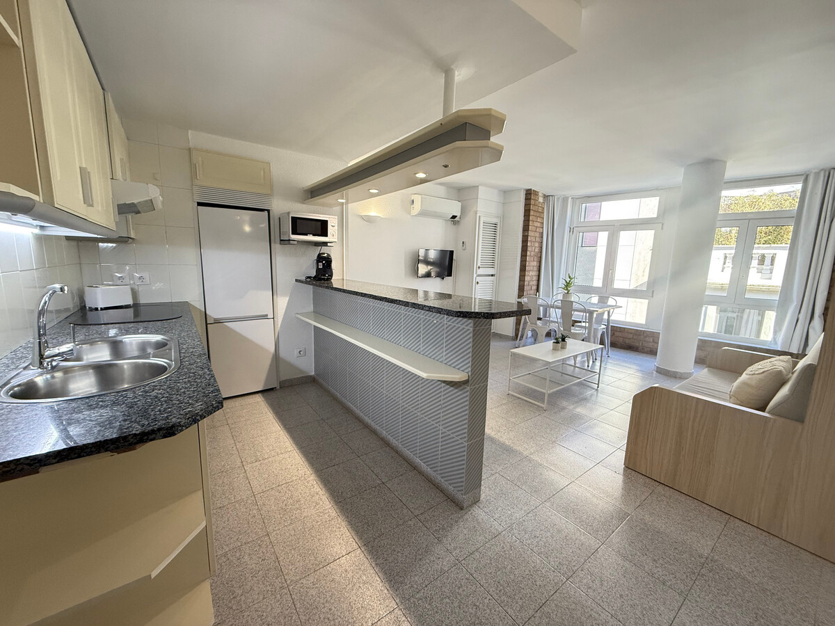 Appartement 4 pers. centre Roses, 30m de la plage - Photo 11