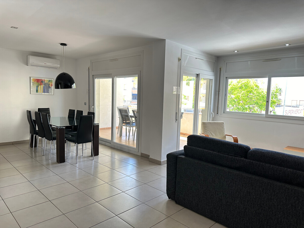 Appartement 8 pers, 150 m de la plage à Roses - Photo 4
