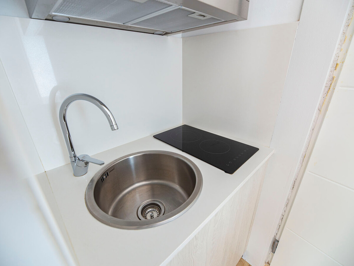 Studio moderne Roses, vue baie et piscine commune - Photo 11