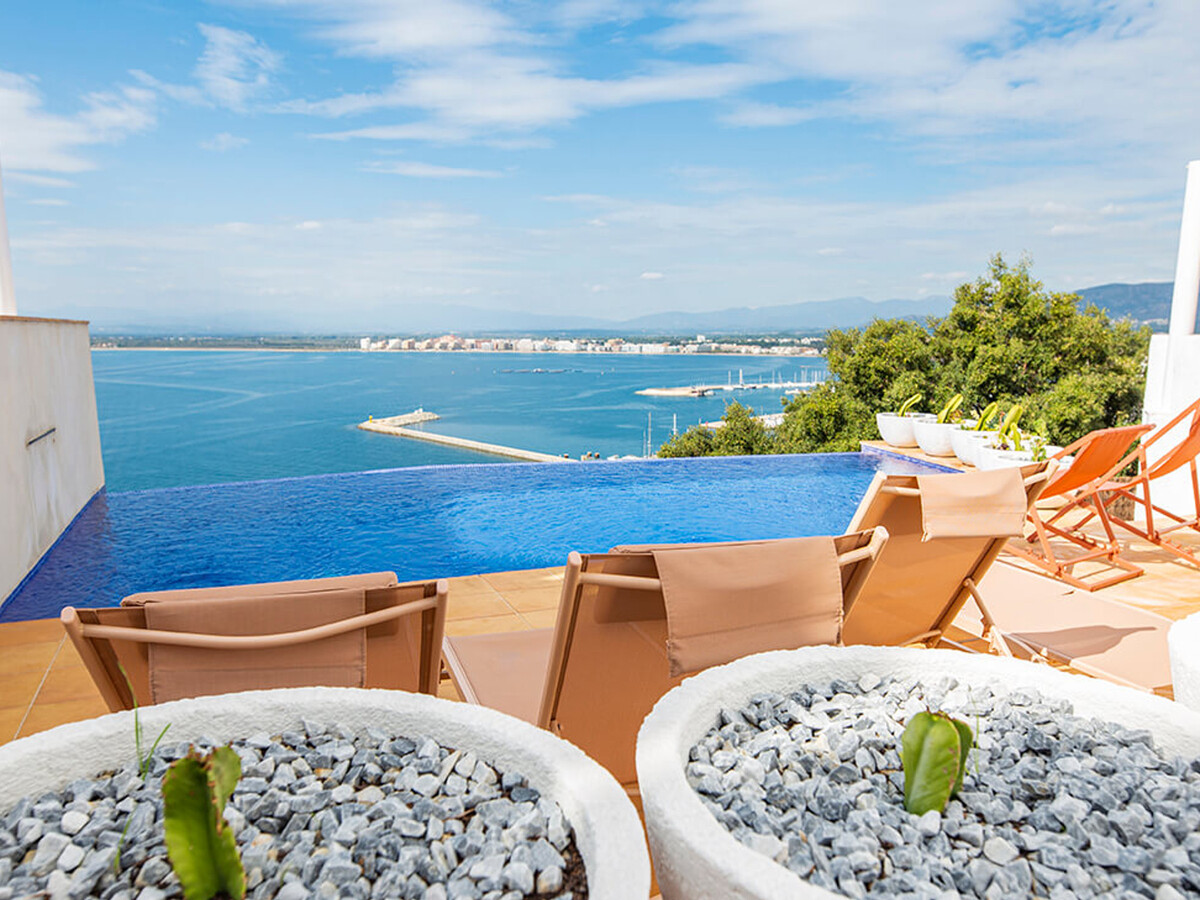 Studio moderne avec piscine et vue baie à Roses - Photo 5