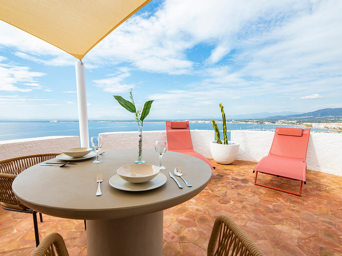 Studio moderne avec piscine et vue baie à Roses - Photo 7