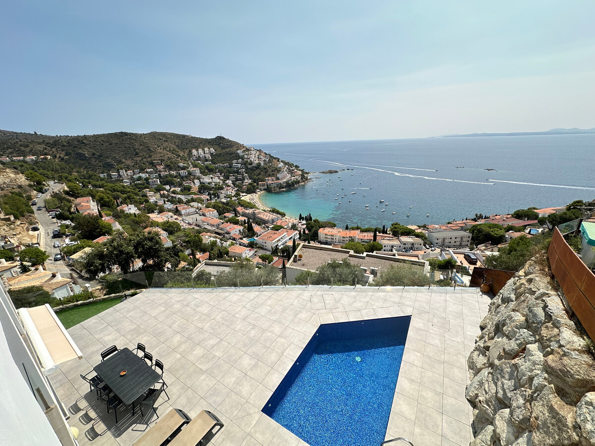Maison moderne 8 pers., piscine privée et vue mer - Roses - Photo 1