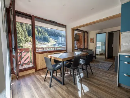 Location appartement à Plagne Bellecôte, Bel appartement rénové à Plagne Bellecôte pour 7 personnes, proche télécabine