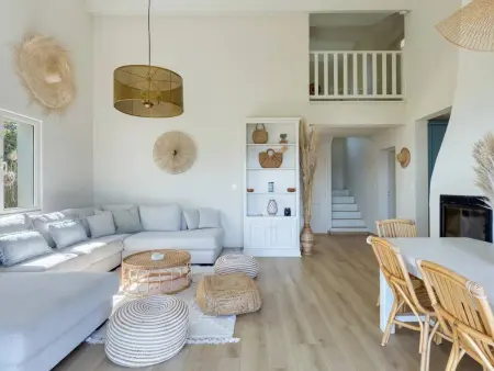 Villa Rénovée Cap Bénat - Piscine & Confort, Villa 14 personnes à Bormes les Mimosas - Photo 4