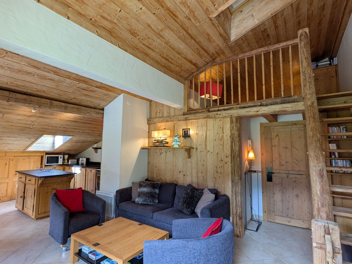 Appartement 6 pers. avec mezzanine et balcon sud à La Clusaz - Photo 2