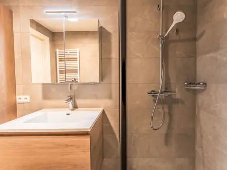 Appartement vue latérale mer, 10 m de la plage, Blankenberge : photo 5