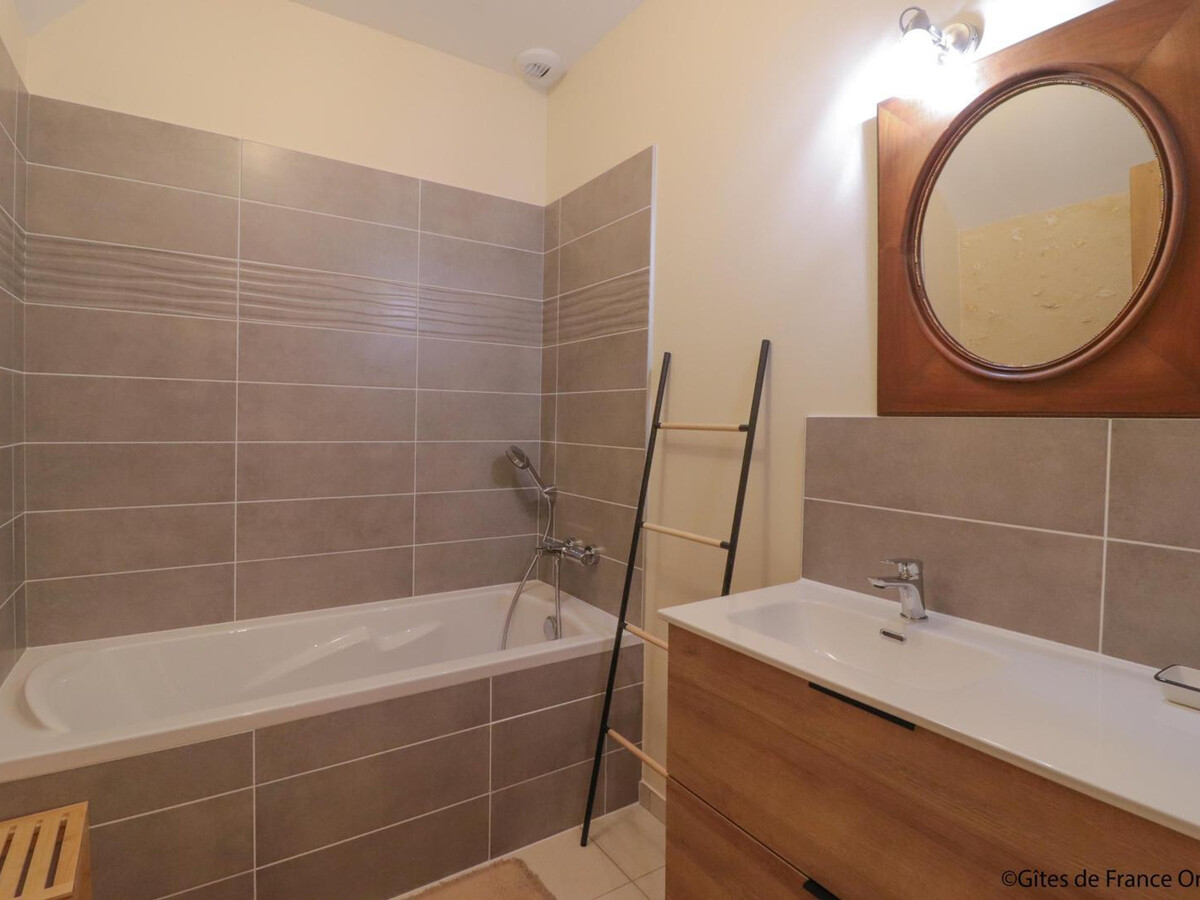 Gîte de groupe 15 pers., 7 chambres, salle de jeux à Corbon - Photo 19