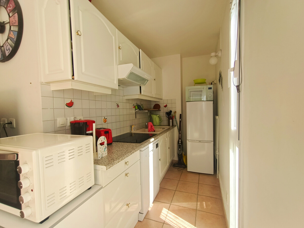 T3 climatisé 45m² à 170m de la plage, parking inclus - Photo 4