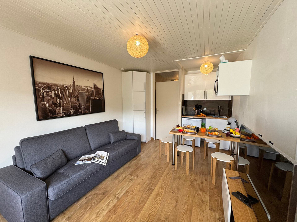 Appartement 22 m² à Vars, accès direct aux pistes - Photo 2