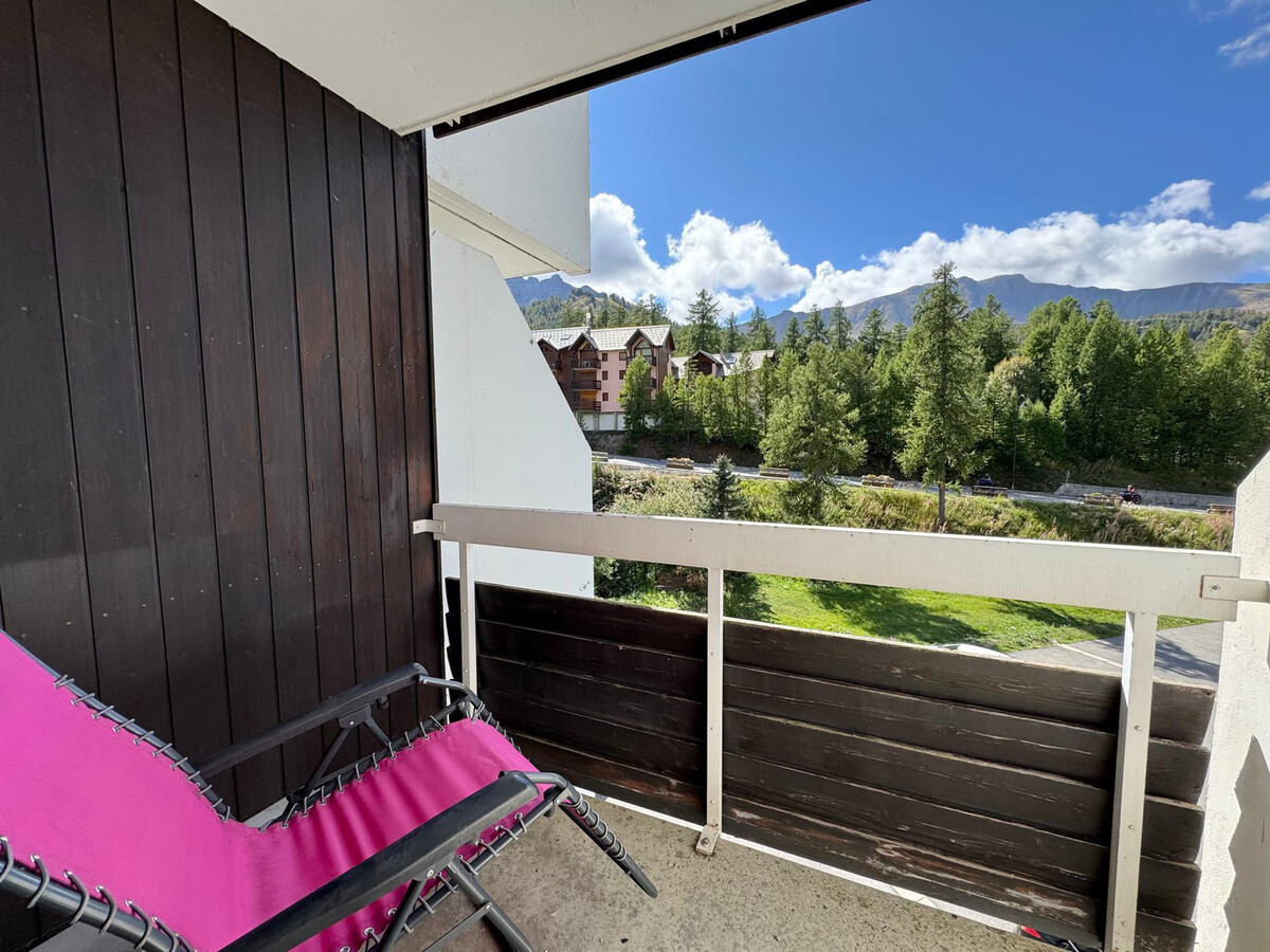 Appartement 22 m² à Vars, accès direct aux pistes - Photo 9