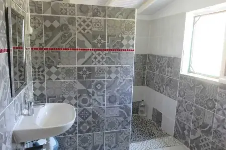 Maison agréable à Sainte-Anne avec piscine partagée - Photo 9