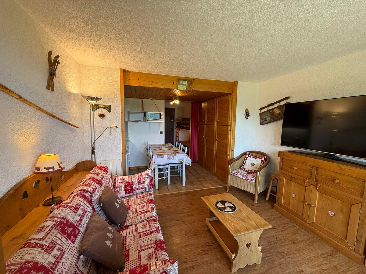 Studio cabine 4 pers aux Saisies, balcon sud vue pistes - Photo 1
