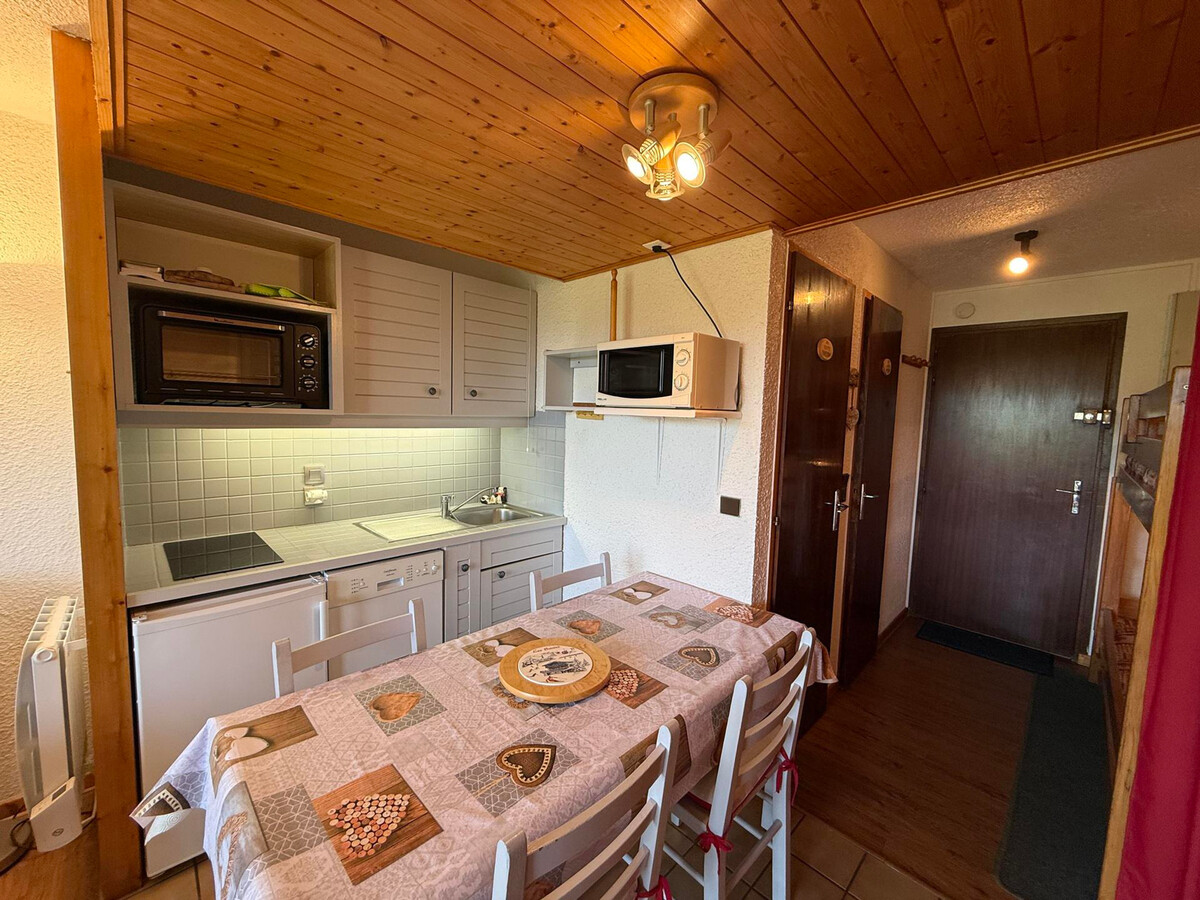 Studio cabine 4 pers aux Saisies, balcon sud vue pistes - Photo 5