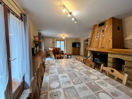 Location chalet à Samoëns, Chalet chaleureux au pied des pistes avec animaux acceptés