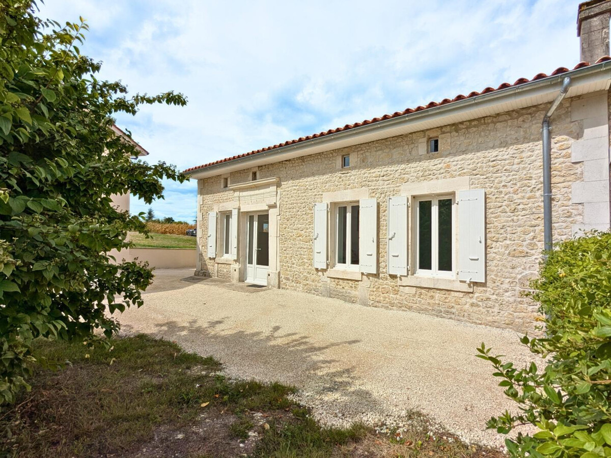 Gîte charentais rénové, 6 pers., jardin et parking - Photo 1