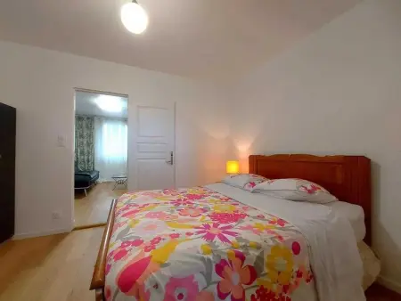 Maison avec piscine privée et 6 chambres à La Bazoche-Gouet : photo 8