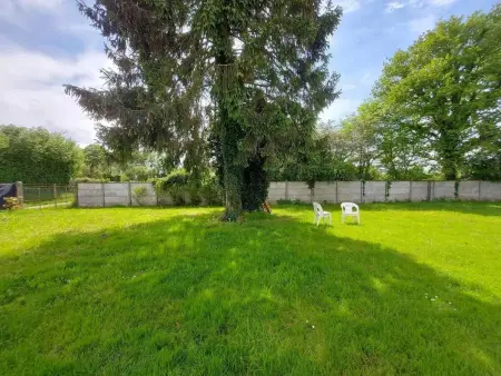 Maison avec piscine privée et 6 chambres à La Bazoche-Gouet : photo 19