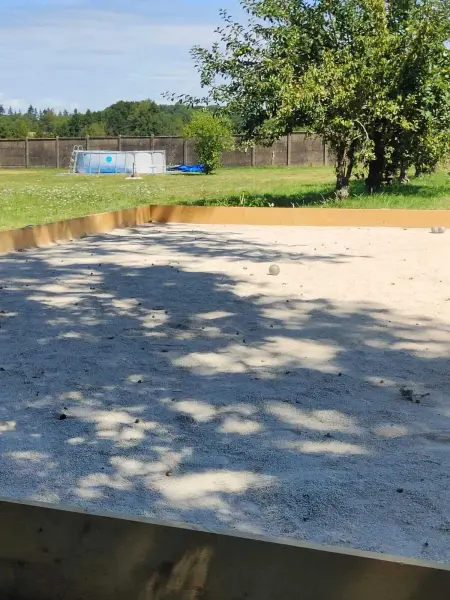 Maison avec piscine privée et 6 chambres à La Bazoche-Gouet : photo 22