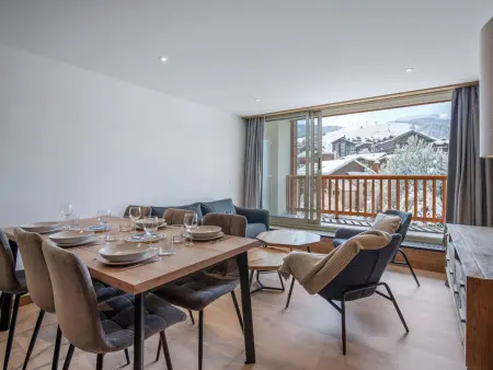 Duplex familial proche pistes Courchevel avec wifi et parking : photo 2
