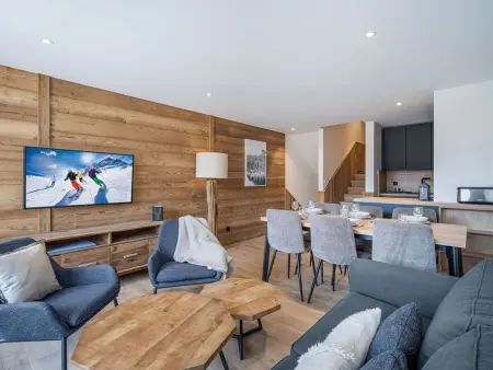 Duplex familial proche pistes Courchevel avec wifi et parking : photo 3