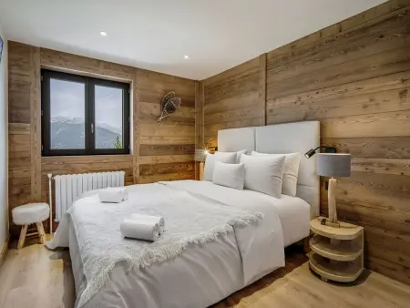 Duplex familial proche pistes Courchevel avec wifi et parking : photo 8