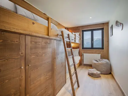 Duplex familial proche pistes Courchevel avec wifi et parking : photo 10