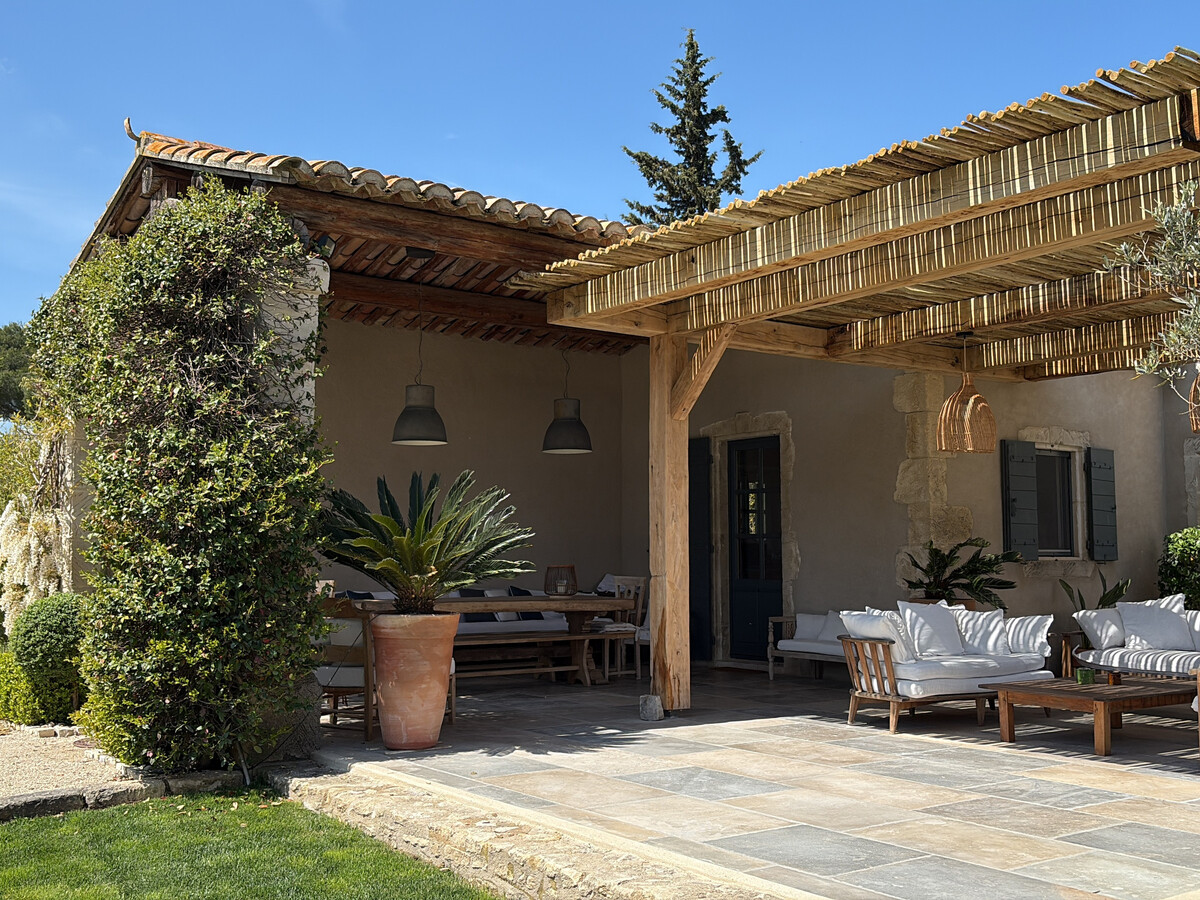 Mas provençal 4 chambres, piscine et terrain de pétanque - Photo 8