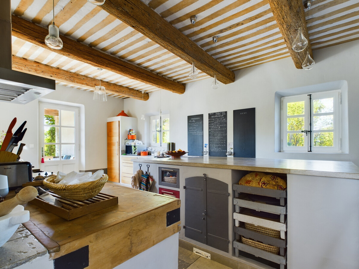 Mas provençal 4 chambres, piscine et terrain de pétanque - Photo 15