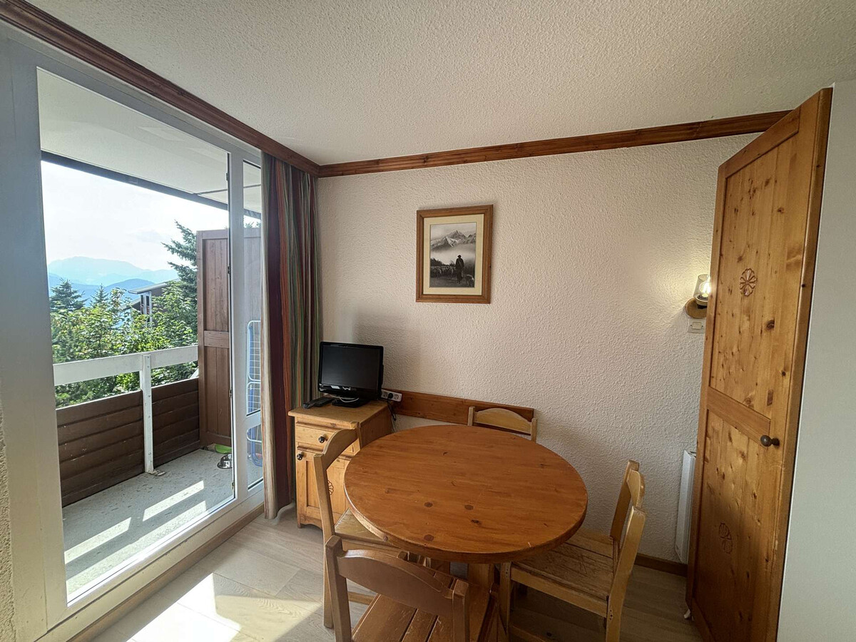 Studio 4 pers. L'Alpe d'Huez, balcon sud, 300 m pistes - Photo 6