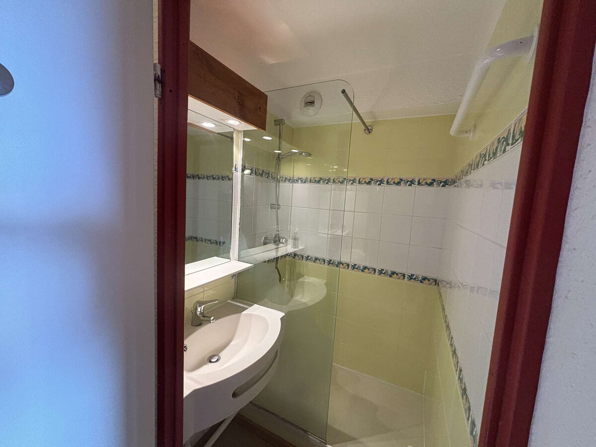Studio 4 pers. L'Alpe d'Huez, balcon sud, 300 m pistes - Photo 9