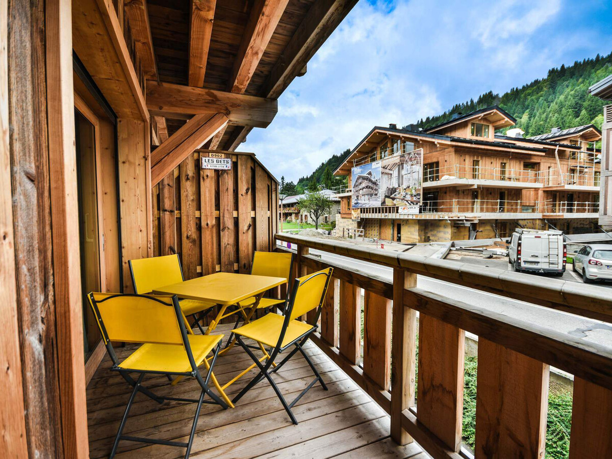 Appartement T2 aux Gets, balcon et parking - Photo 12